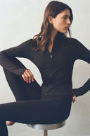 Black color option, Currently selected