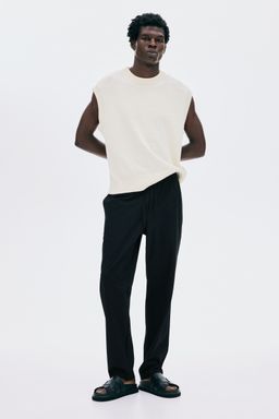 H&M - Men Black Slim Fit Tailo Joggers