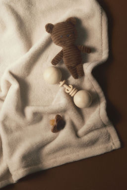 H&M - Beige Fleece Baby Blanket