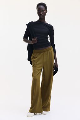 H&M - Women Green Sweatpants