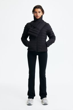 H&M - Women Black Insulated Jacket With Thermomove