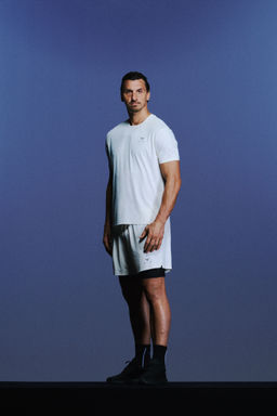 H&M - Men White Muscle Fit Sports T-Shirt With Drymove