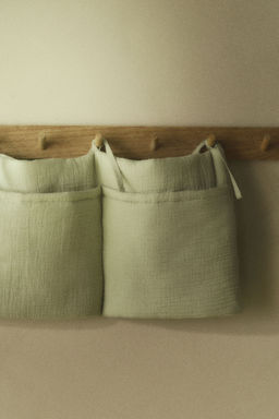 H&M - Green Wall-Hanging Muslin Storage