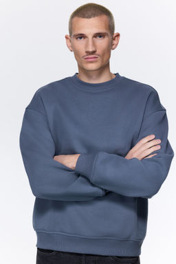 H&M - Men Black Loose Fit Sweatshirt