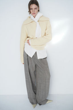 H&M - Women Yellow Rib-Knit Zip-Top Jumper