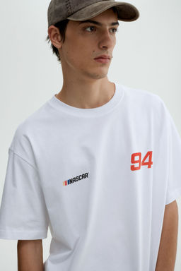 H&M - Men White Loose Fit T-Shirt