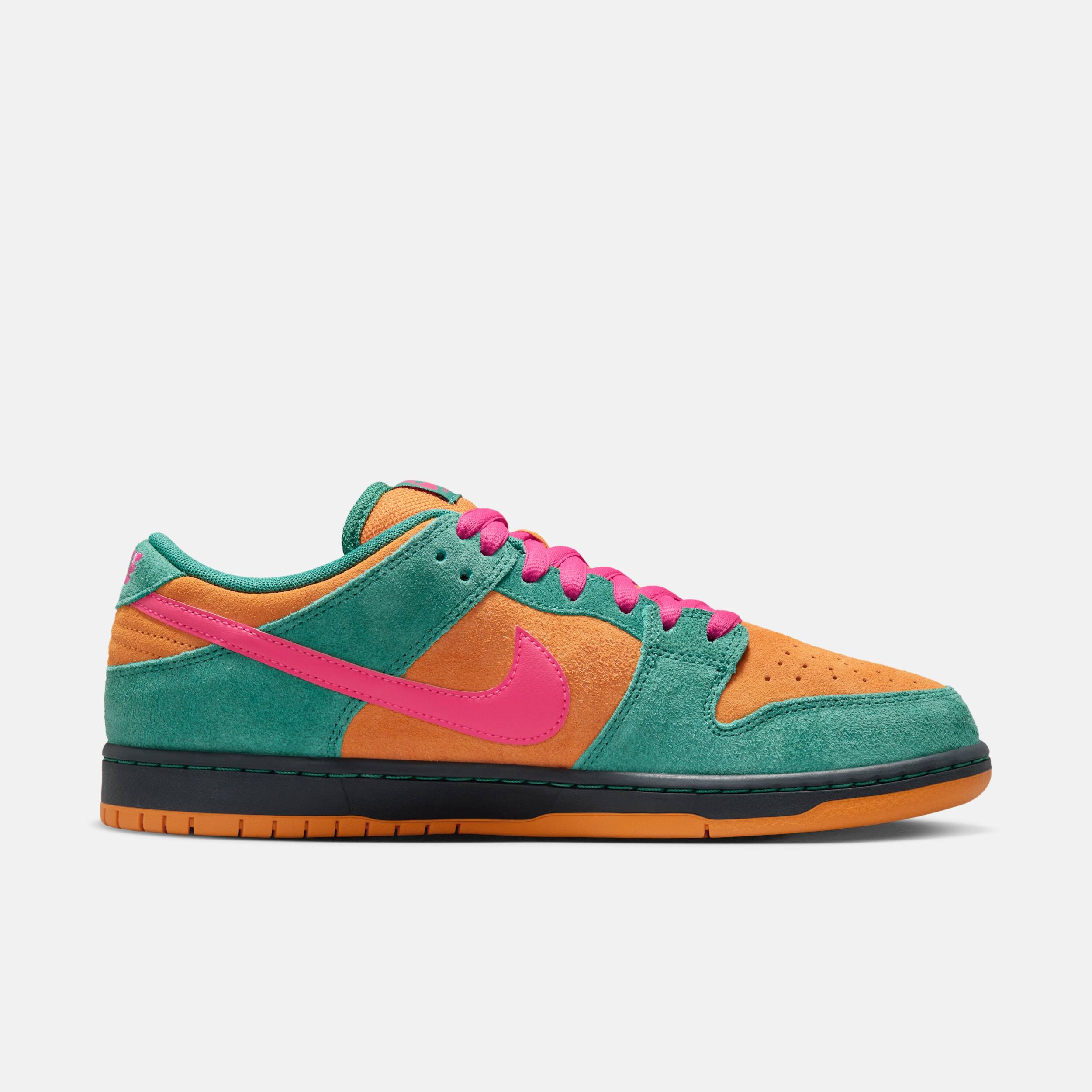Buy Nike SB Dunk Low Pro Skate Shoes Online | Nike India