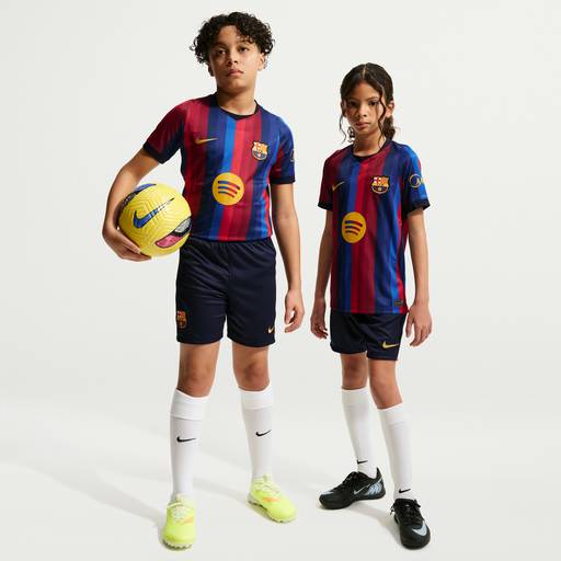 F.C. Barcelona 2026/27 Stadium Home - Older Kids' Nike Dri-FIT Football Replica Shorts