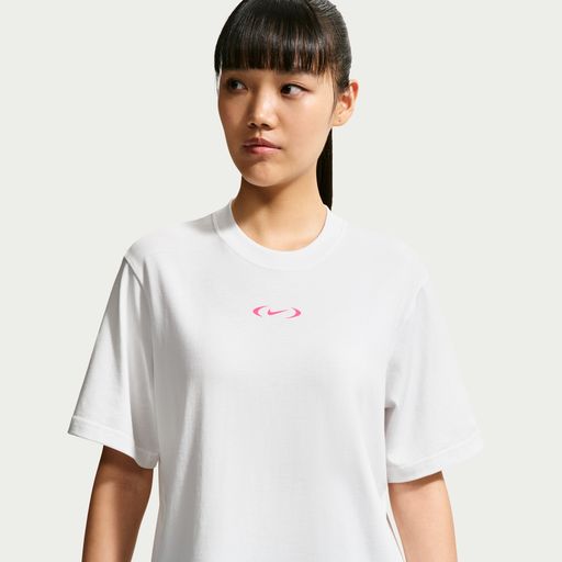 Nike Sportswear Classic - Women's Loose T-Shirt
