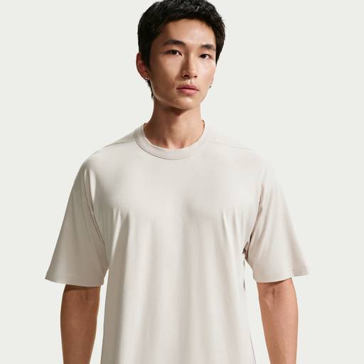 Nike 24.7 ImpossiblySoft Light - Men's Dri-FIT Short-Sleeved T-Shirt
