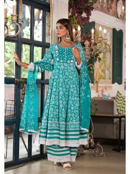 Aavanya - Women Green Cotton Floral Anarkali Kurta with Palazzo and Dupatta