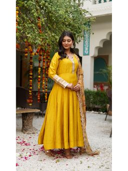 Aavanya - Women Yellow Chanderi Embroidered Anarkali Kurta with Pant and Dupatta