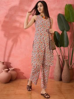 InWeave - Women Orange Cotton Floral Kurta with Pant