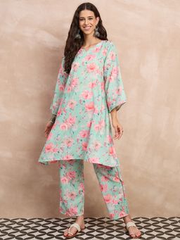 InWeave - Women Green Rayon Floral Kurta with Pant