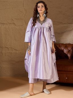 InWeave - Women Mauve Silk Blend Solid Kurta with Palazzo