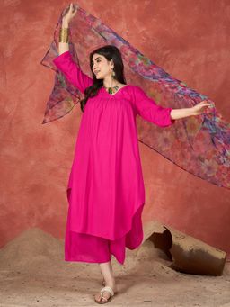 InWeave - Women Pink Rayon Solid Kurta with Palazzo and Dupatta