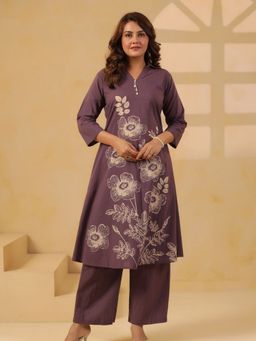 KAFTANIZE - Women Purple Cotton Blend Floral Kurta with Pant