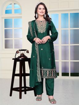 Odette - Women Green Chinon Embroidered Kurta with Pant and Dupatta