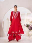 Red color option, Sold out, Currently selected