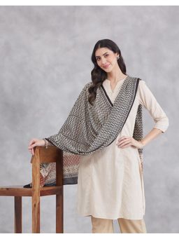 Fabindia - Off White Cotton Geometric Bagru Printed Dupatta