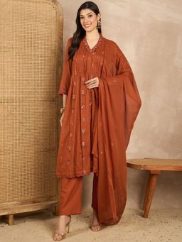 CHETI - Rust Mulmul Embroidered Kurta with Pant and Dupatta
