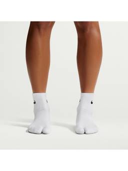 Nike - Unisex Everyday Plus Socks - White