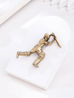 Cosa Nostraa - Cover Drive Brooch