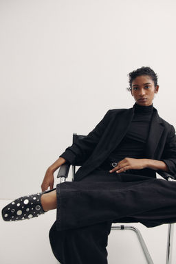 H&M - Women Black Gathered-Sleeve Blazer