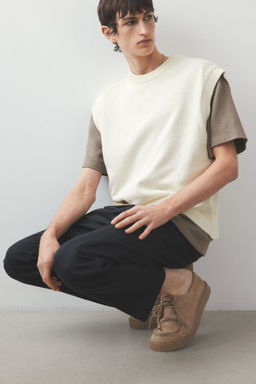 H&M - Men White Regular Fit Sweater Vest