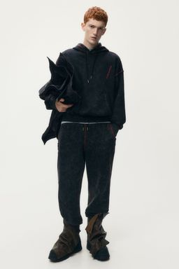 H&M - Men Brown Printed Hoodie