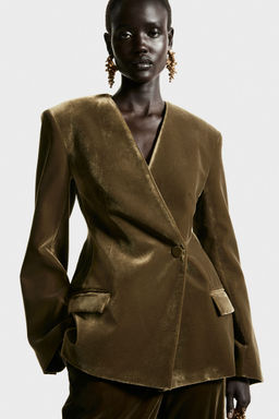 H&M - Women Beige Velvet Blazer