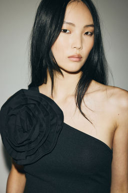 H&M - Women Black Flower-Detail One-Shoulder Body
