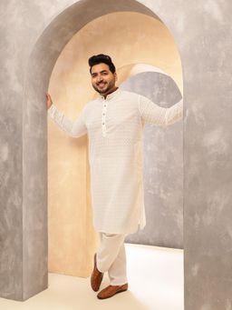 SOJANYA - Men Pure Cotton Chikankari Cream Kurta with Pyjama