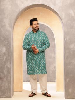 SOJANYA - Men Cotton Blend Ikkat Sea Green Kurta With Pyjama