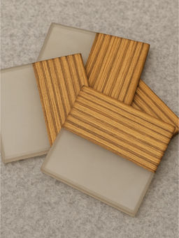 Wewood - White Elegant Transparent Epoxy Resin Coasters (Pack of 4)