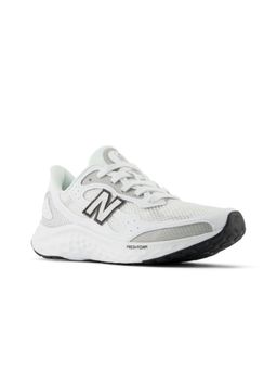 New Balance - Women White Running Shoes