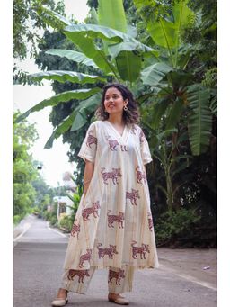 Babhru - Prowling Off White Kurta