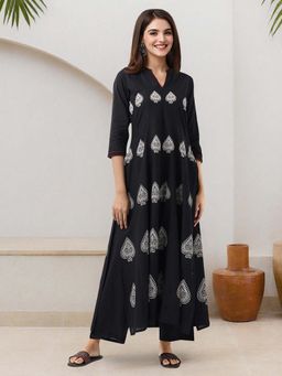 ISHIN - Women Black Kurta with Pant (Set of 2)