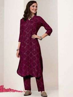 ISHIN - Women Maroon Rayon Kurta with Pant (Set of 2)