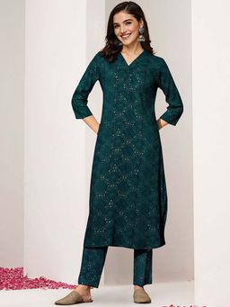 ISHIN - Women Green Rayon Kurta with Pant (Set of 2)