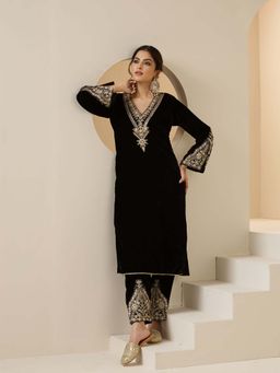 ISHIN - Women Black Velvet Kurta with Pant (Set of 2)