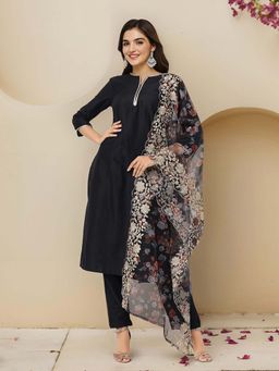 ISHIN - Women Black Regular Kurta with Pant & Dupatta (Set of 3)