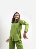 Green color option, Sold out, Currently selected