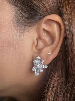 Mon Tresor - Classic Pear Cluster Stud Earrings - White