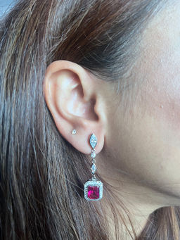 Mon Tresor - 2 Marquee Solitaire With Red Drop Earrings Long - Pink