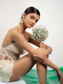 Priyaasi - White Coloured Drop Earrings