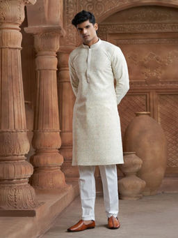 EKATVA ETHNIC - Cream Men Printed Kurta With Pyjama