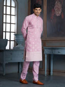 Pink color option, Currently selected
