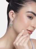 Green color option, Sold out, Currently selected