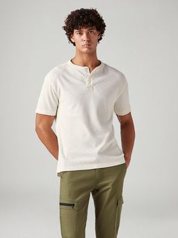 Levi's - Off White Textured Henley Neck T-shirt